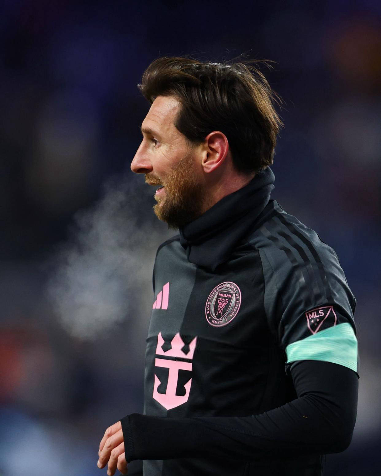  梅西在公牛比赛中爆冷，领先优势明显引发热议！再创辉煌时刻