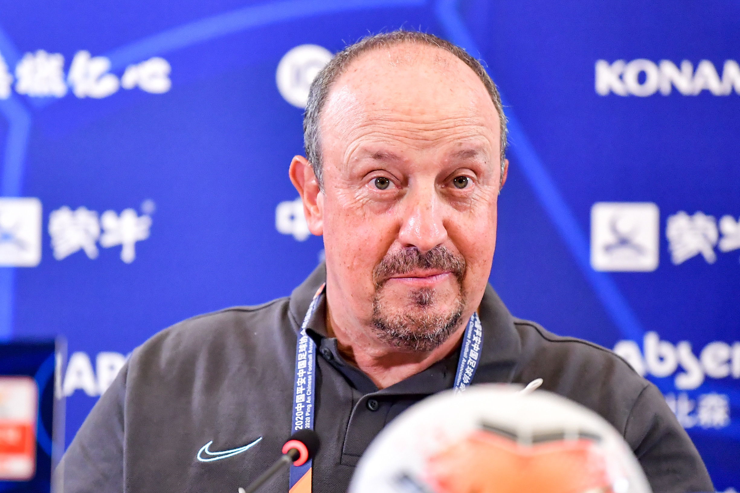 爱游戏体育下载那不勒斯发布备战花絮，关键时刻临场应变，德国杯任务艰巨，年轻球员得到机会的简单介绍